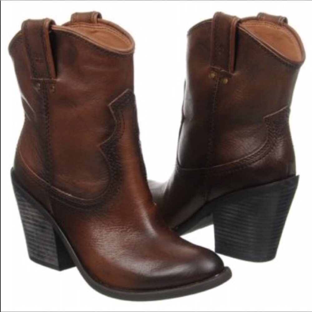 Lucky Brand Ellena Western chunky heel short boots